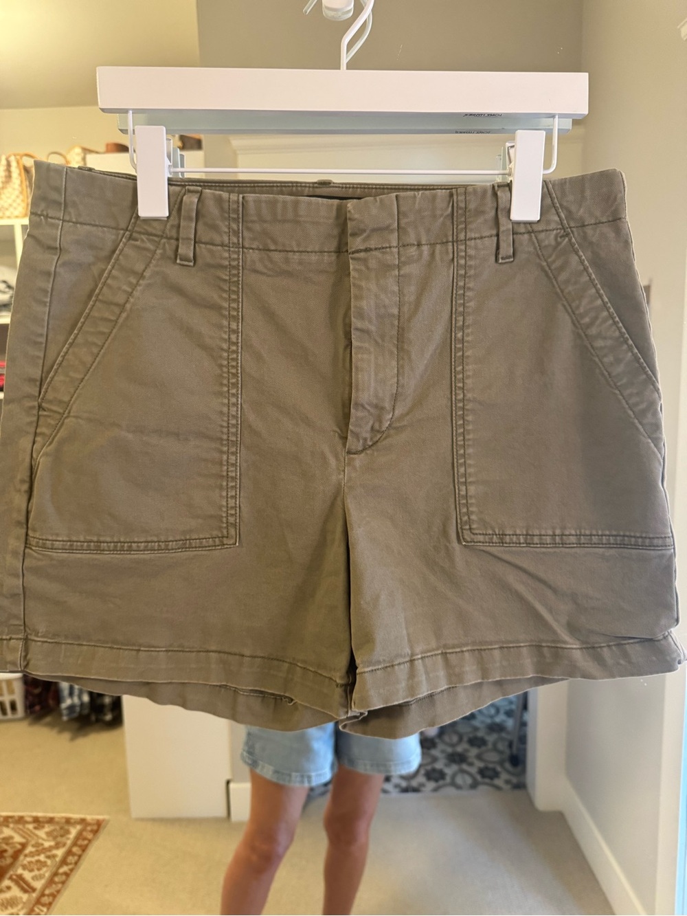 Women's Casual Utility Shorts - Olive Green